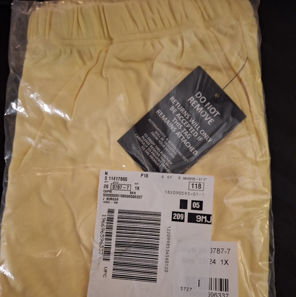 2 Pairs Plus Woman Within Capri Pants Size 1x NEW - Picture 2 of 4